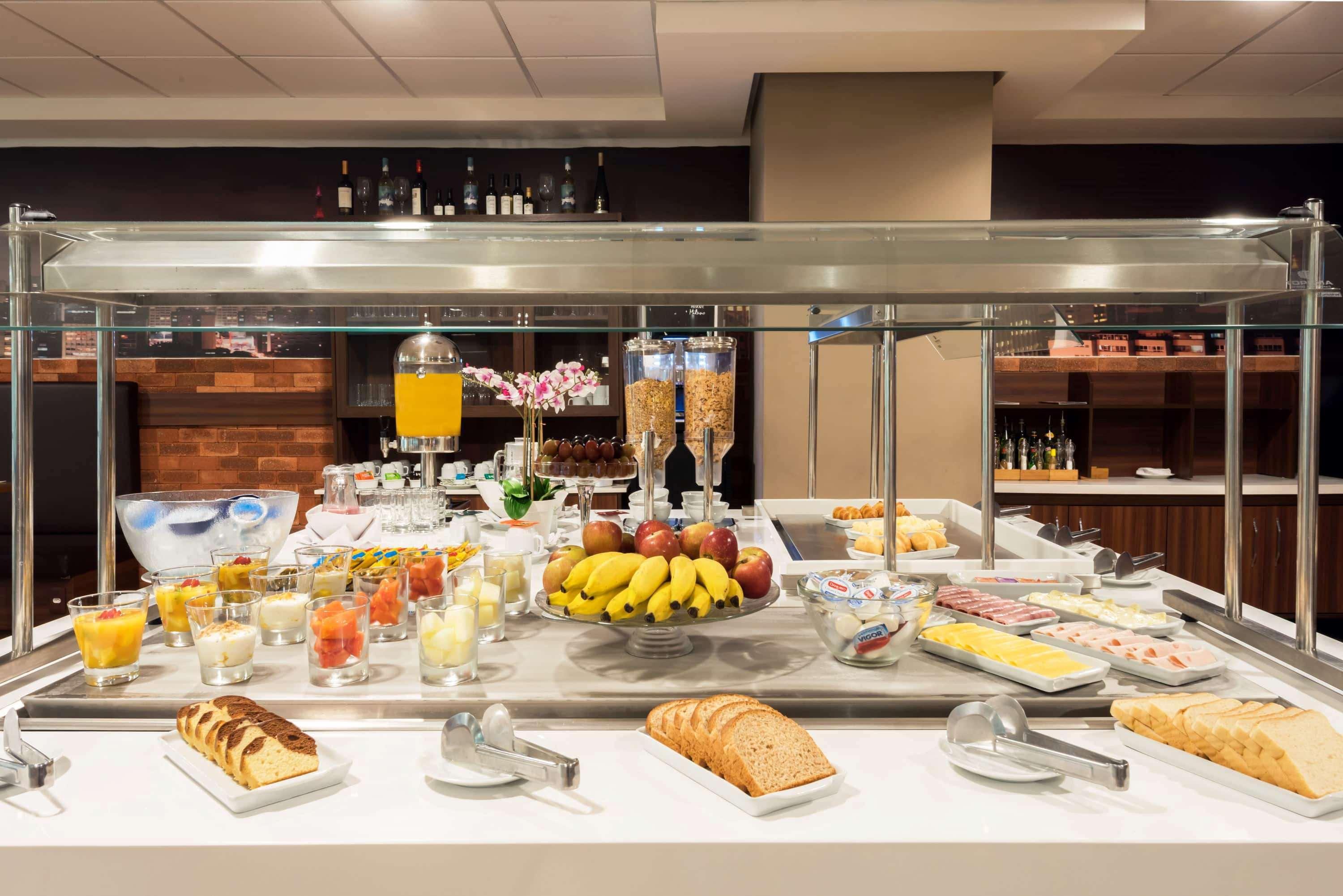 Отель Tryp By Wyndham Sao Paulo Guarulhos Airport Экстерьер фото